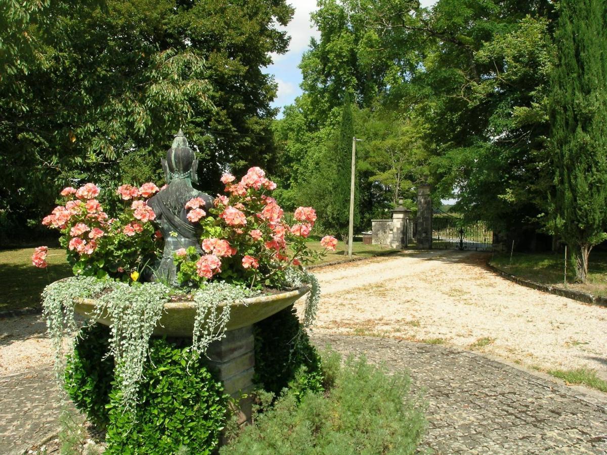 Chateau Du Bourbet Cherval Esterno foto