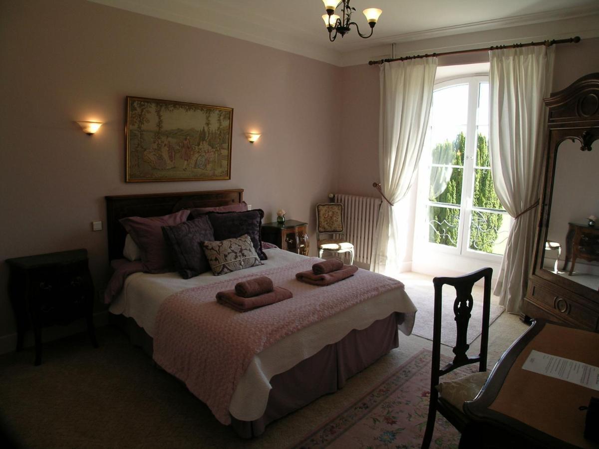 Chateau Du Bourbet Cherval Esterno foto